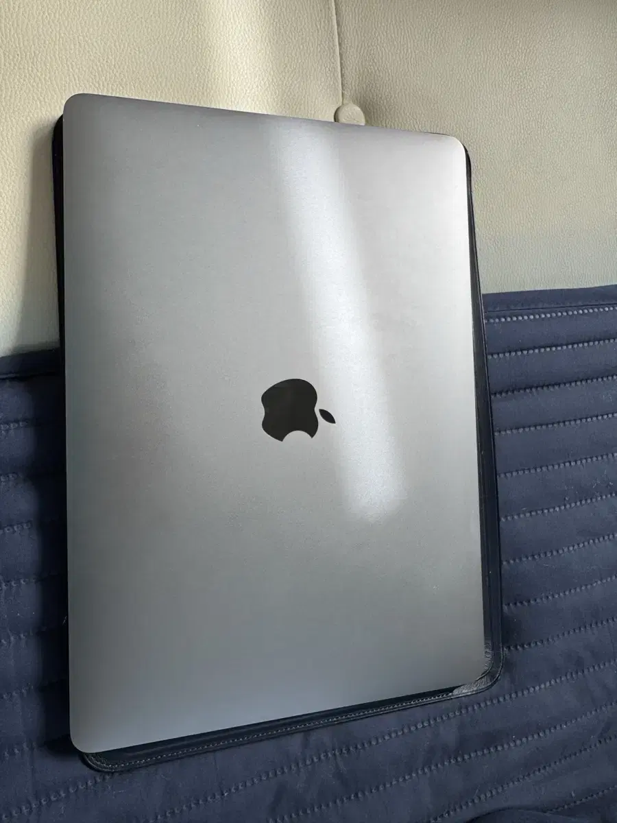 MacBook Pro 13 M2 512GB 스페이스그레이 16GB RAM